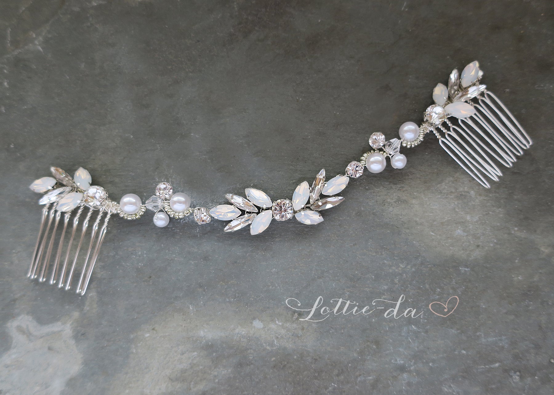 Vine deals hair piece